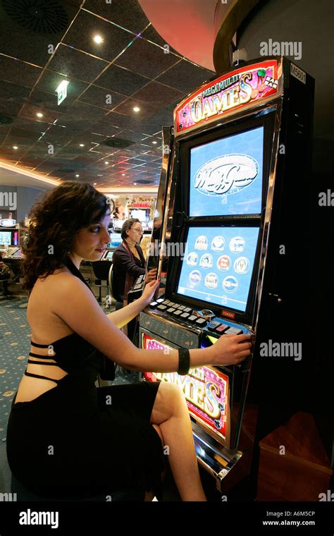 Slot Girl Images .